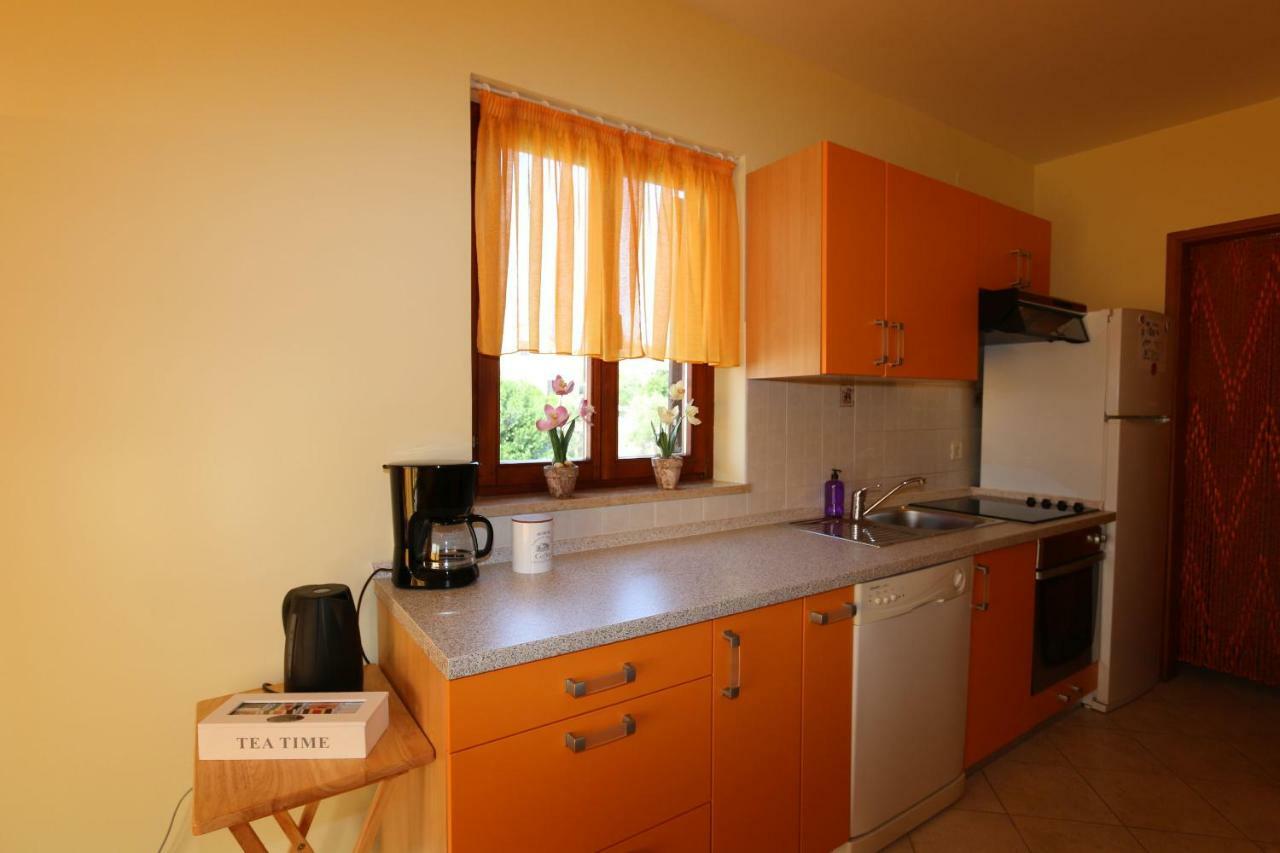 Apartment Dina Шіло Екстер'єр фото
